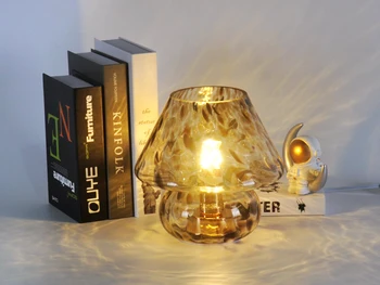 Moderné Sklenené Stolná Lampa Nordic Dizajnér Farebné Stolové Svietidlo pre Spálne Skla Stolové Osvetlenie LED Dekoratívne Stolové Svetlo