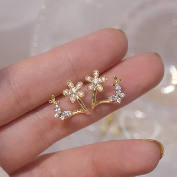 Kórea Hot Predaj Módne Šperky 14K Reálne zlatenie Medi Vykladané CZ Zirkón Elegantné Náušnice Kvet, Motýľ Ženy Náušnice