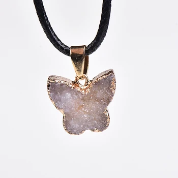1PC Prírodný Krištáľ Klastra Motýľ Minerálne Šperky, Ozdoby Surové Kryštály Prívesok Motýľ Tvar Pre Dievča Ženy Šperky Darček