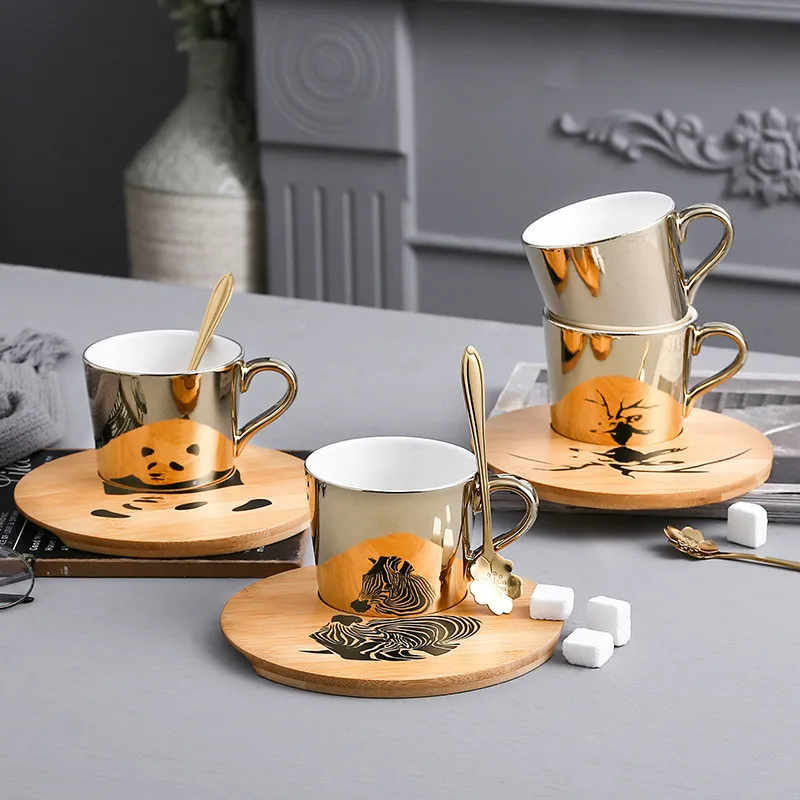 Specular odraz Keramické Kávové šálky a tanieriky lopatka Zlato Hrnček Inovované high-end drevenou doskou English afternoon tea cup Set