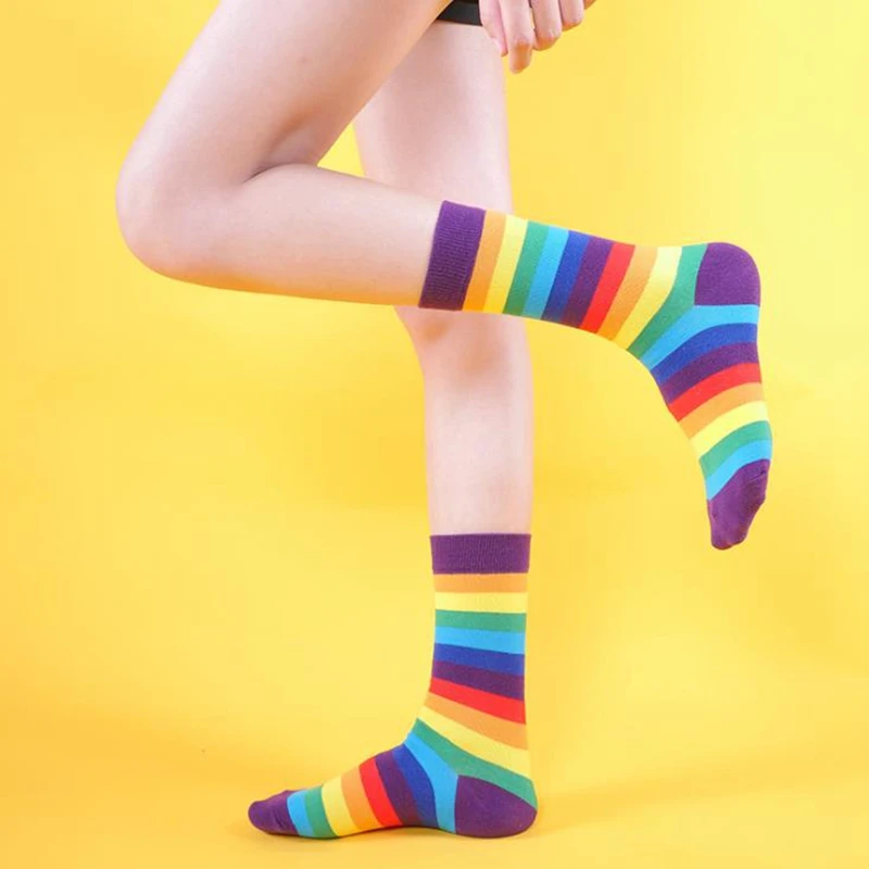 Candy Farby Ponožky Ženy Jar Streetwear Módy Luxusné Rainbow Prúžok Sox Japončina Kórejčina Štýl Hip-Hop Šťastné Dievčatá Ponožky